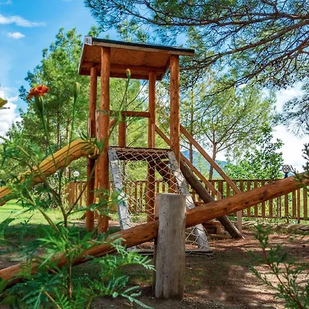 Maison Hill Hobbit & Boutique Отель