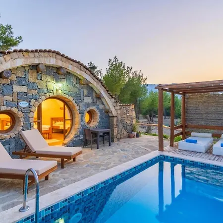 Отель Maison Hill Hobbit & Boutique *